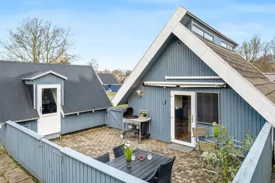 \"Ely\" - 980m to the inlet by Interhome