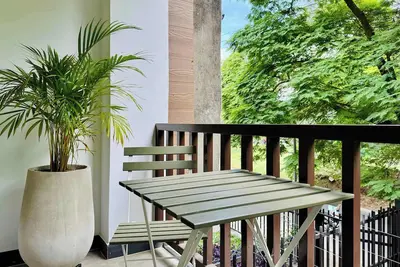 Image de w* | Glorious Loft w/ Elegant Balcony in Cali