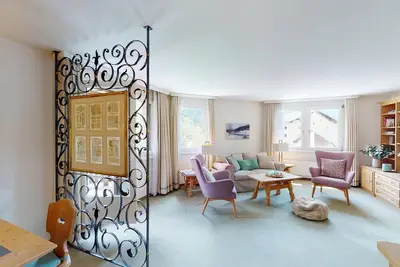 Apartment Belvair 36 - Well-maintained 3. 5-Room Apartment with South Balcony