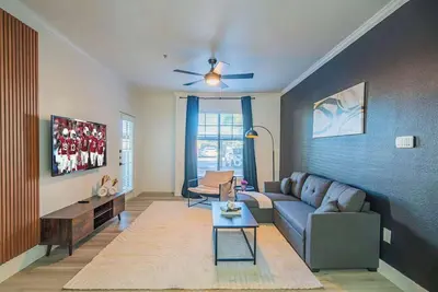 Image de Close To Westgate Stadium | Pool Parking Gym W/D