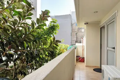 Image de Studio 'Sea Side' avec terrasse privée, Wi-Fi et climatisation