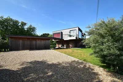 Image de Whispering Reeds: Pett Level - Peaceful beachside escape with seaview glimpses