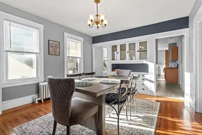 Image de Spacious & Private 2br Near West Hartford Center w Free Parking