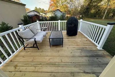 Image de Charming 3-bedroom house in Athens with WiFi and Ac