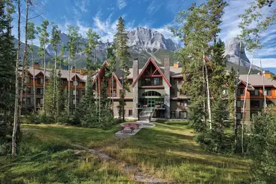 Image de Charming 1-Bedroom Retreat at WorldMark Canmore – Your Perfect Mountain Escape