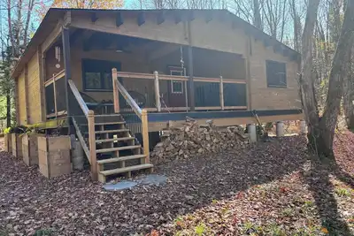 Image de Riverside cabin in the woods