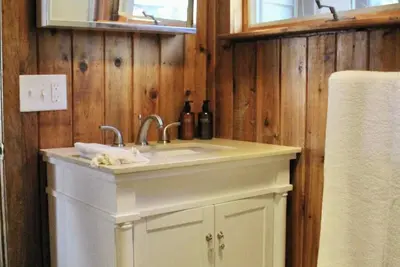 Image de Cozy Lakehouse!