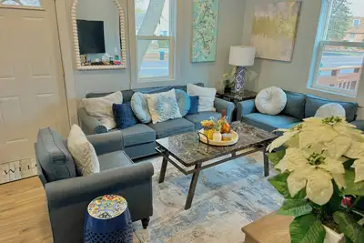 Image de Cozy/Modern Home in Minneapolis with 4 Bedrooms and 2 Bathrooms, Sleeps 8!