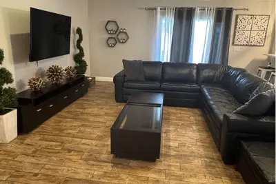 Image de Fenced 2-bedroom house in pleasant Jupiter near Roger Dean Stadium