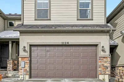 Charming 4-bedroom townhome in Hideout