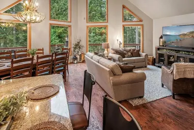 Image de Charming Secluded  3-bedroom house in Sagle Id close to Lake and Schweitzer Ski