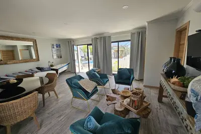 Walking distance to several beaches, Ferragudo village, supermarkets and Portimão.