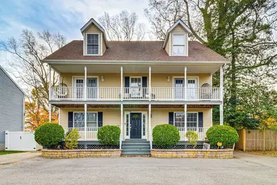 Image de Walk to Lake & Boat Ramp: Central Gem in Annapolis