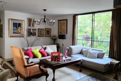 Image de 3 Bedroom apartment close to Beach Free Parking.