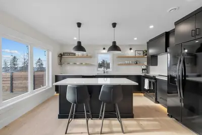 Image de The Rose! A Luxury Beach House on the South Shore of Prince Edward Island.