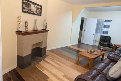 Image de Welcome to your cozy two-bedroom home