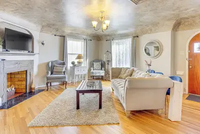 Image de 3 Mi to Pueblo Riverwalk: Quiet Home w/ Patio