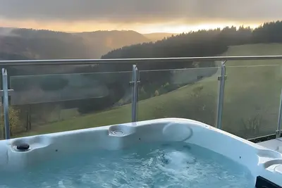 Image de Appartement \"Winterberg E2\" avec vue sur les montagnes, jardin partagé et Wi-Fi