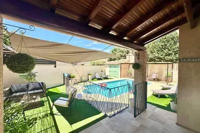 Image de Maison de charme : Piscine, Pétanque, Jardin, et Calme