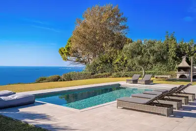 Image de Grande Azzurro, Villa