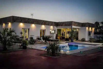 Image de Homerez - Villa spacieuse avec piscine à Chiclana de la Frontera