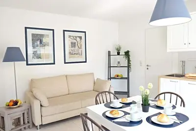 Image de Apartment no. 11 with balcony in the apartment house Nautic in Laboe