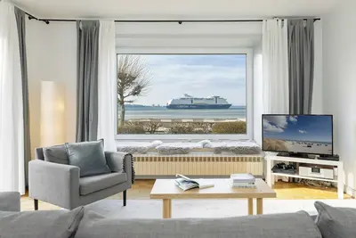 Image de Vacation home beach house with terrace in Laboe