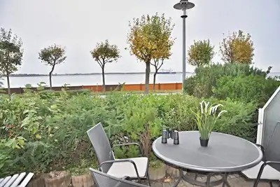 Image de Vacation apartment Sehpferdchen with terrace in the apartment house Villa Fördestrand in