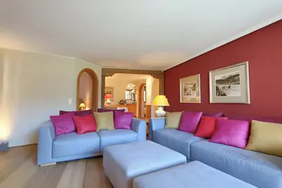 Image de Apartment Üerts - High-Quality Apartment with Balcony and View in Champfèr