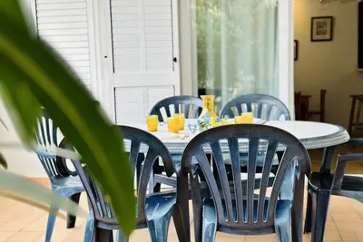 Image de Playa. Amplio apartamento para 6 en Roses ubicación ideal