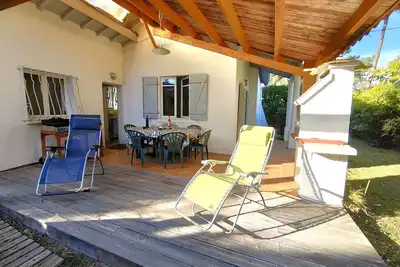 Image de Charmante villa à Petit-Piquey avec Jardin et Wifi, Proche Commodités
