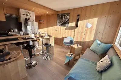 Image de Charmant 2 pièces + cabine à Megève, proche remontées et parking inclus