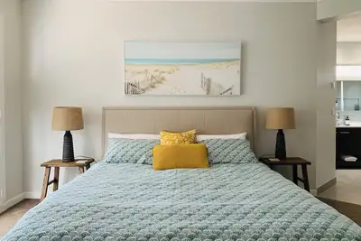 Image de Bring the whole Family - In fact bring two! 5br W/Pool\nChoose the beach or pool