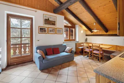 Image de Appartement \"Eveis\" avec vue sur la montagne, Wi-Fi et climatisation