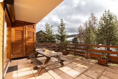 Image de La Joue du Loup, appartement pour 4 avec terrasse