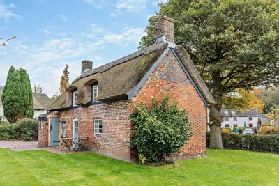 Image de Oak Tree Thatched Cottage