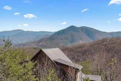 Image de 1 Great Mountain View-3 Bed Cabin in Wears Valley