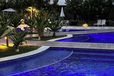 Image de Malawi Resort Slin Muro Alto, beachfront condominium.