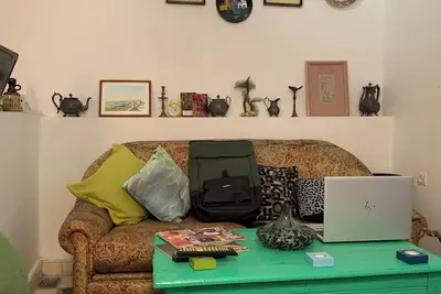 Welcome to your perfect getaway! This beautifully decorated and stylish apartment