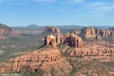 Image de Red Rock Resort Style Home.
