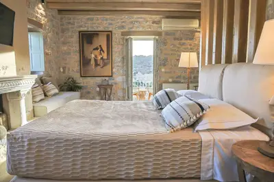 Queen Suite with Panoramic Sea View | Akrolithi Guesthouse