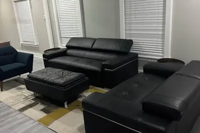 Image de Spacious 4-bedroom house in serene East Cobb Marietta with private pool.