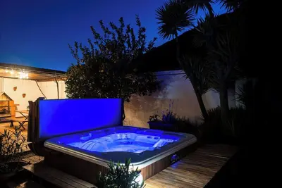 Image de Hot Tub & Mountain View