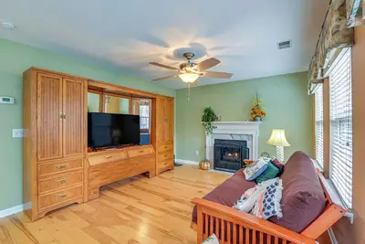 Image de 18 Mi to Nashville: Home w/ Dedicated Workspace