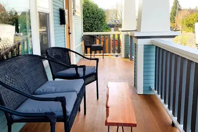 Image de Awesome location, Lovely 5br Alberta Arts District