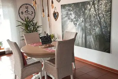 Image de Appartement \"Alpenherz\" avec vue sur les montagnes, terrasse privée et Wi-Fi