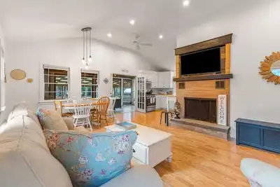 Image de Cappawack Cottage | Charming 3 Bdr w/Fire Pit