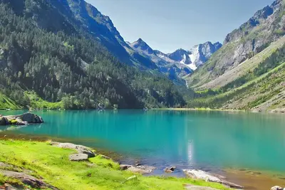 Image de Maison de vacances 'Eden Des Pyrénées' avec vue sur les montagnes, terrasse privée et Wi-Fi