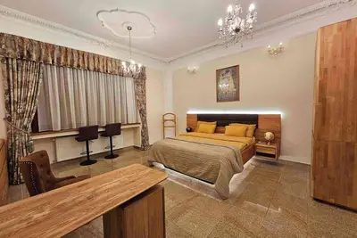 Image de Comfortable Art Nouveau apartment in City center