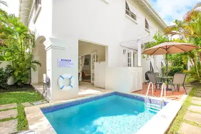 Image de Short Walk to Beach and private pool relaxation - Turtle View 10